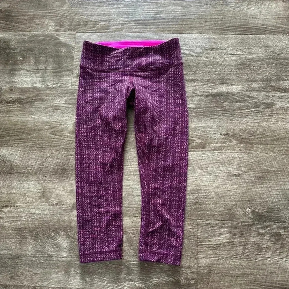 LULULEMON Wunder Under Ziggy Wee August Glo Raspberry Glo Light Crop size 2 - Picture 1 of 6
